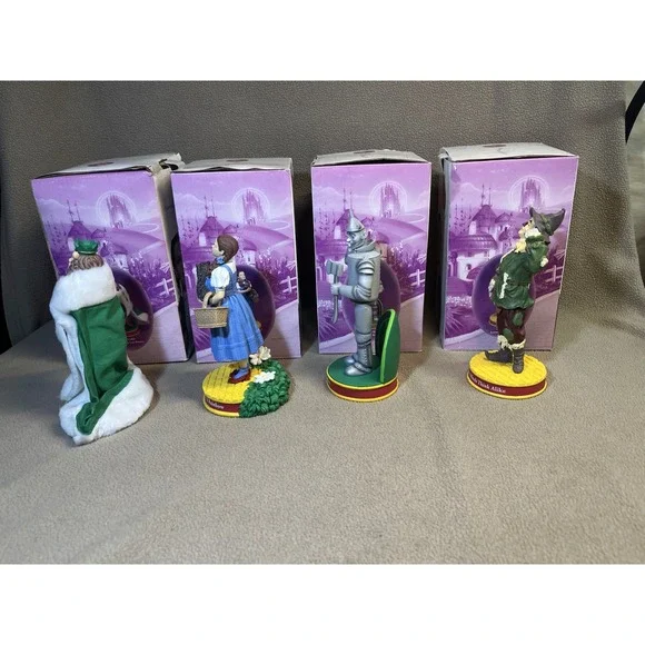 Wizard of Oz Figurine Set Dorothy Tin Man Scarecrow Lion with Boxes 2000